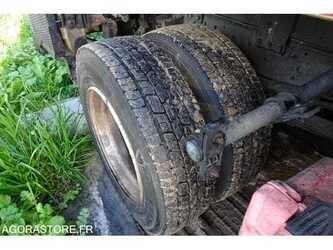 2011-mitsubishi-canter-1485538-49024309