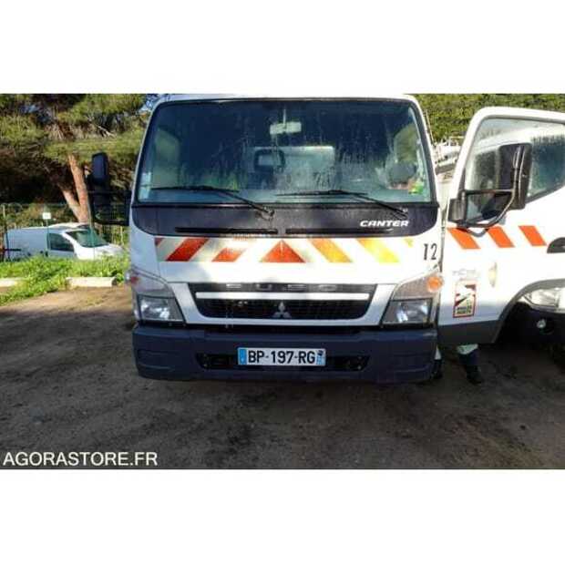 2011 MITSUBISHI CANTER-49024311