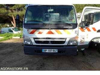 2011-mitsubishi-canter-1485538-49024311