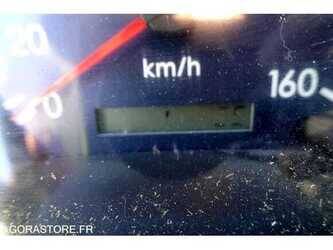 2011-mitsubishi-canter-1485538-49024314