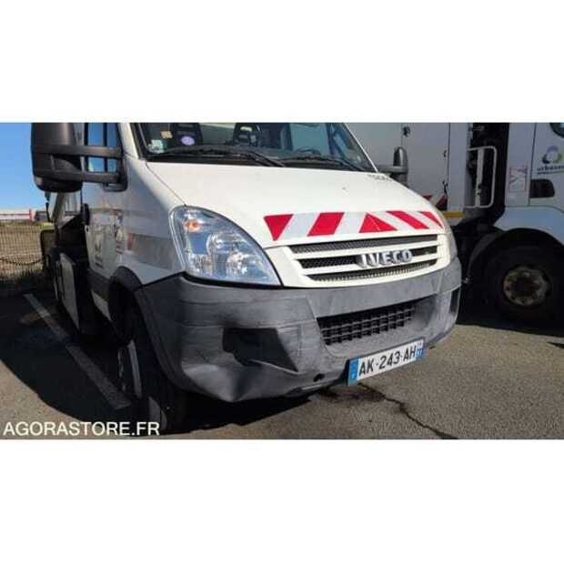 2010 ايفكو 65C14G-49024517
