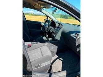 2011-citroen-c4-1485551-49024536