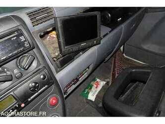 2011-mitsubishi-canter-1485554-49024588