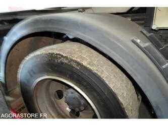 2011-mitsubishi-canter-1485554-49024602