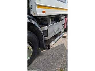 2014-renault-d-wide-1485555-49024607