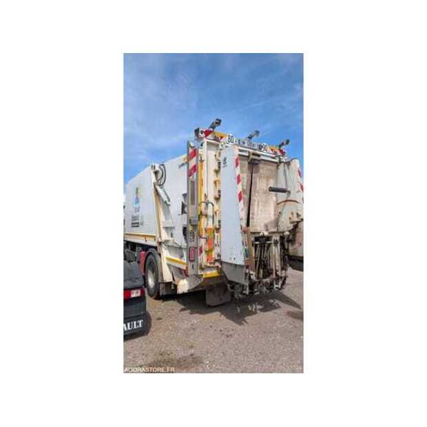 2014 رينو D WIDE-49024610