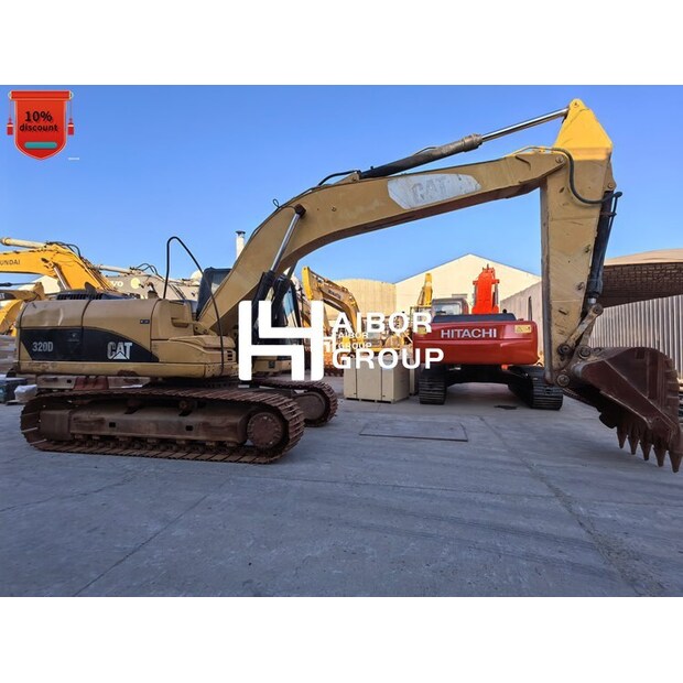 2017 كاتربيلر 320D-49025110