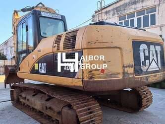 2017-caterpillar-320d-1485581-49025122