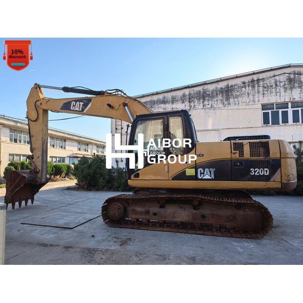 2017 كاتربيلر 320D-49025182