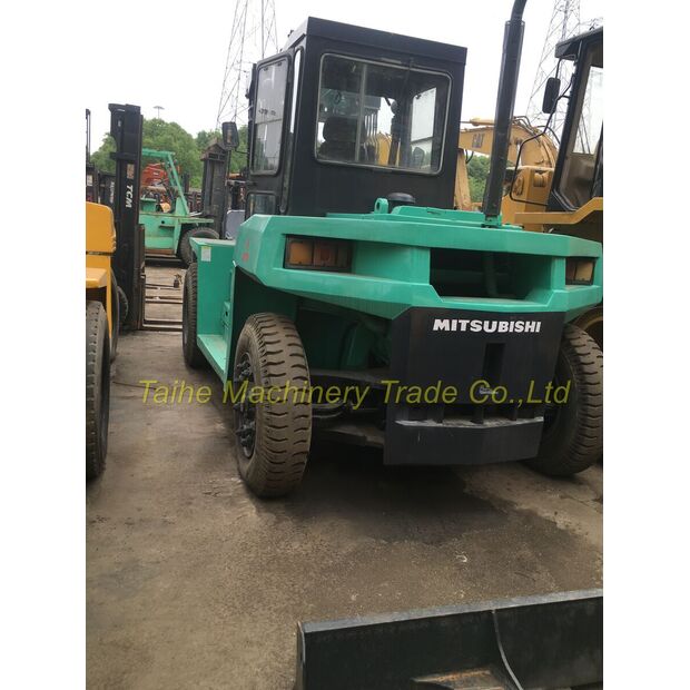 2018 ميتسوبيشي FD100-49025232
