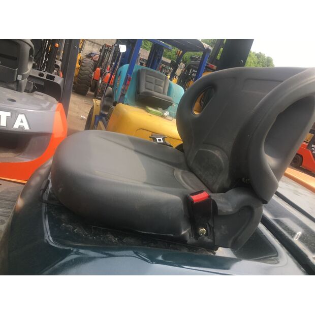 2016 Toyota FD50-49025250