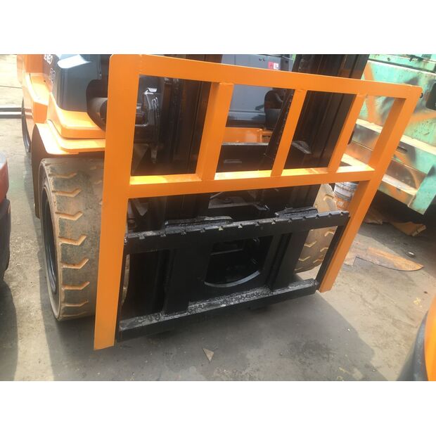 2016 Toyota FD50-49025253