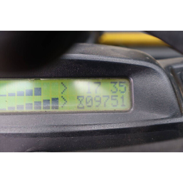 2010 Hyster H4.0FT6-49026237