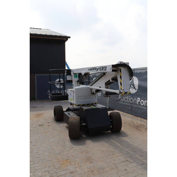 2011 Niftylift HR12 NDE-49026412