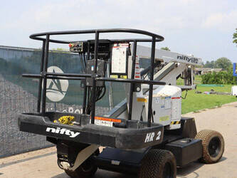 2011-niftylift-hr12-nde-1485645-49026417