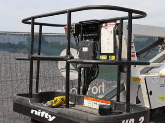 2011-niftylift-hr12-nde-1485645-49026418