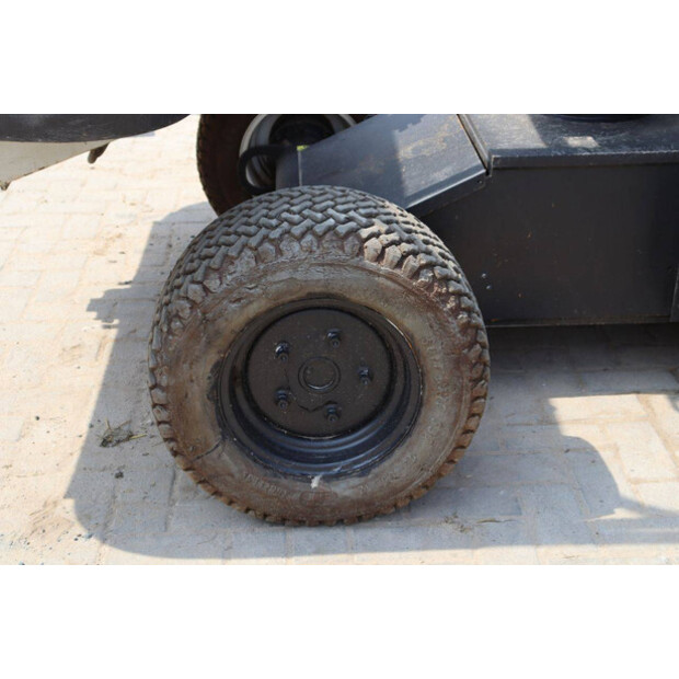 2011 Niftylift HR12 NDE-49026425