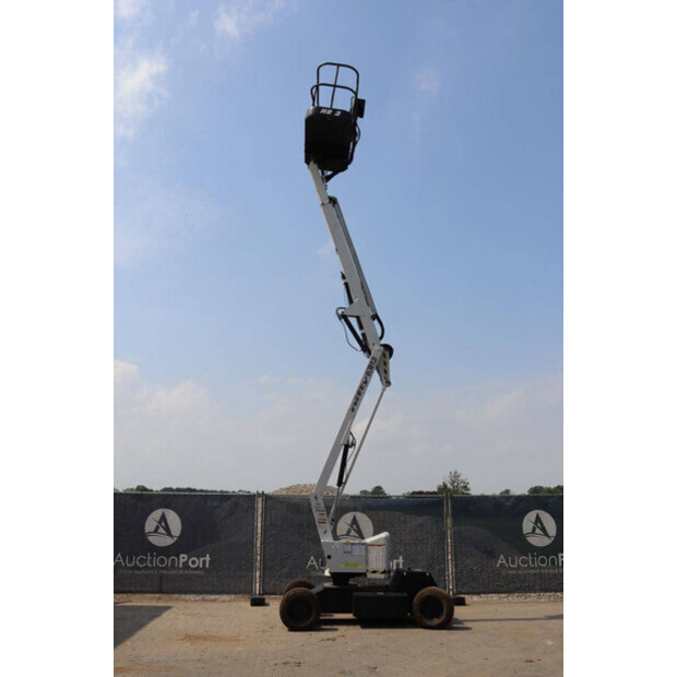 2011 Niftylift HR12 NDE-49026433