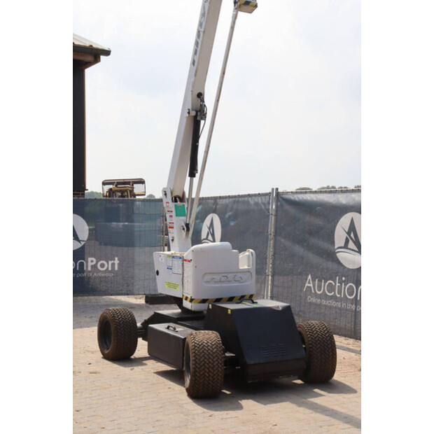 2011 Niftylift HR12 NDE-49026435