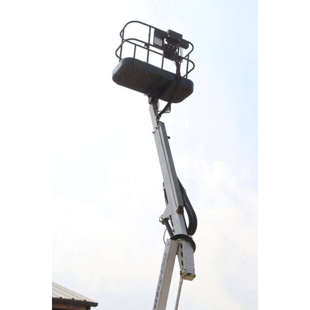 2011 Niftylift HR12 NDE-49026436
