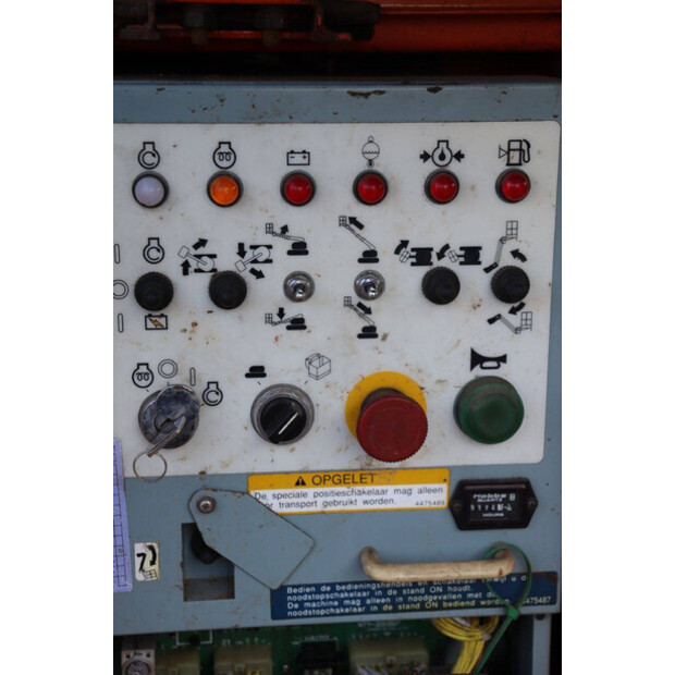 2004 Hitachi HX140B-49026473