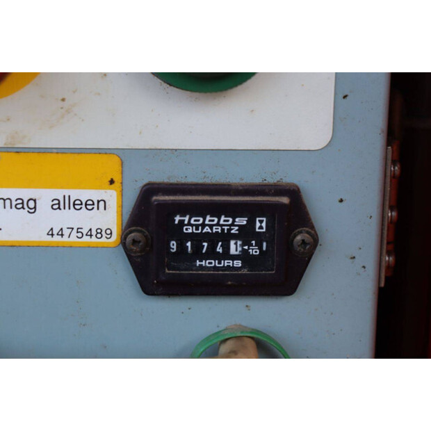 2004 Hitachi HX140B-49026474