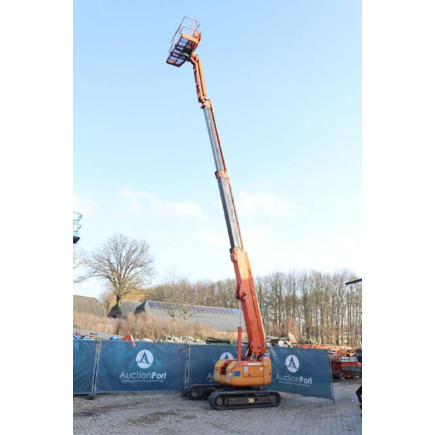 2004 Hitachi HX140B-49026480