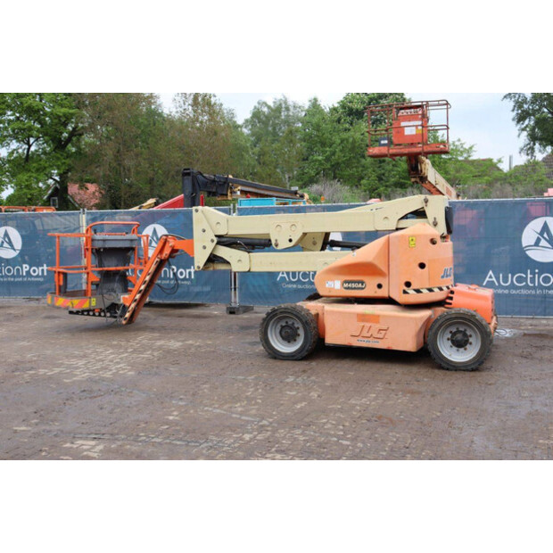 2009 JLG M450AJ-49026497