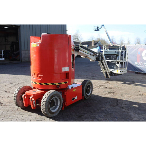 2015 JLG E300AJP-49026783