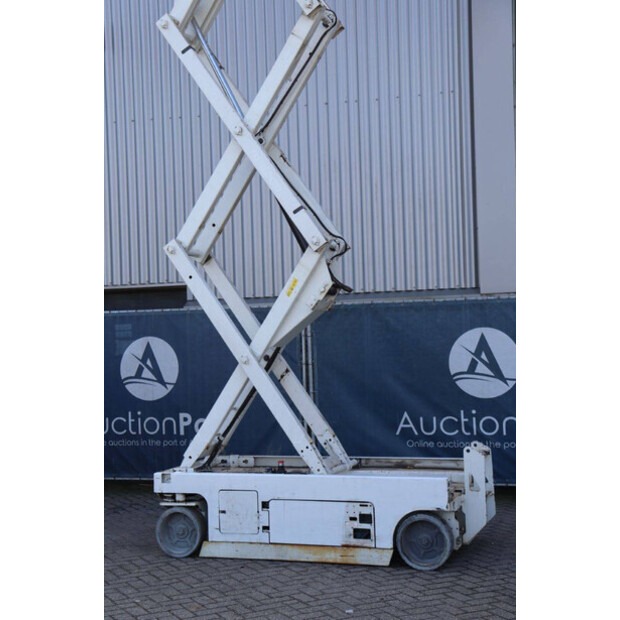 2013 Genie GS-2046-49026851