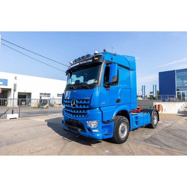 2023 Mercedes-Benz AROCS 1951-49027380