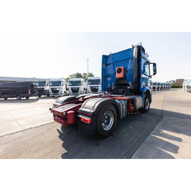 2023 Mercedes-Benz AROCS 1951-49027383