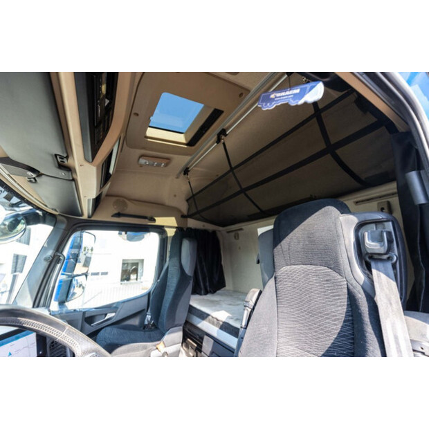 2023 Mercedes-Benz AROCS 1951-49027387