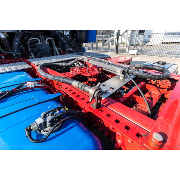 2023 Mercedes-Benz AROCS 1951-49027398