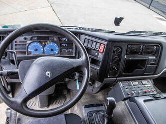 2001-renault-premium-320-1485679-49027414