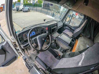 2001-renault-premium-320-1485679-49027415