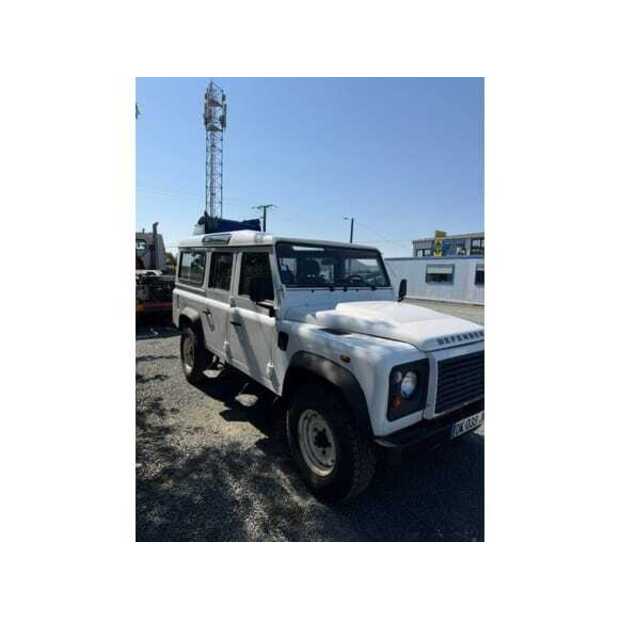 لاند روفر Defender-49033440