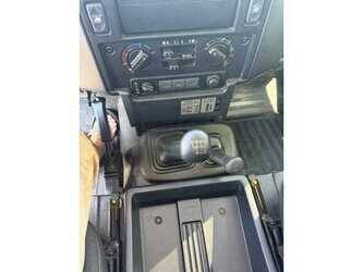 land-rover-defender-1485864-49033447