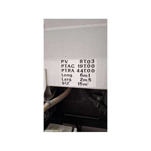 2017 Iveco 440S42-49033548
