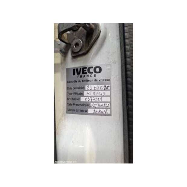 2017 Iveco 440S42-49033555