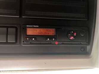 2012-renault-premium-1485871-49033586