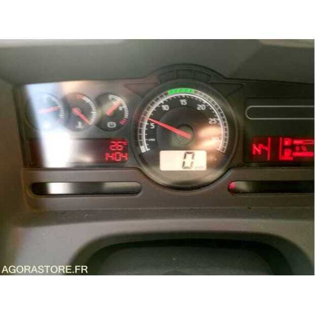 2012 رينو PREMIUM-49033590