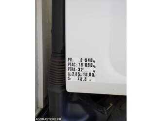 2012-renault-premium-1485871-49033592