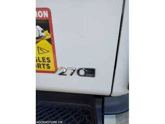 2012-renault-premium-1485871-49033612