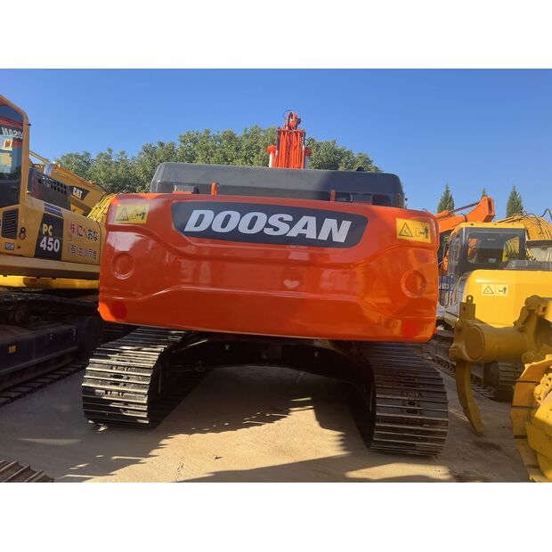 2023 Doosan DX300LCA-49034216