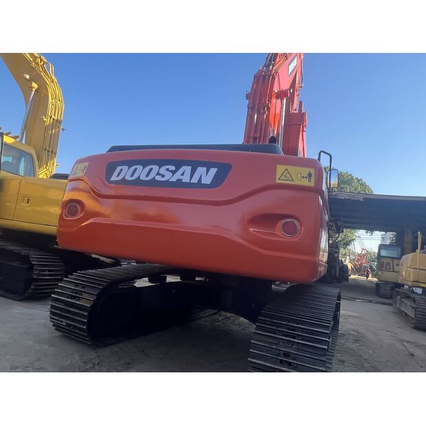 2023 Doosan DX300LCA-49034217