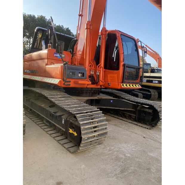 2023 Doosan DX300LCA-49034220