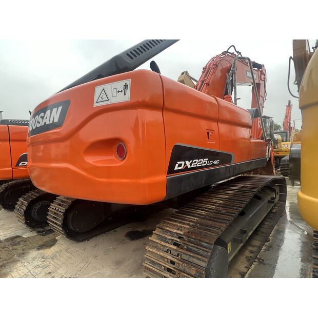 2022 Doosan DX225-49034237