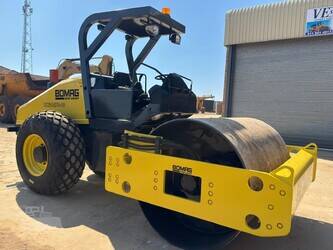 2010-bomag-bw212d-40-1485983-49037034