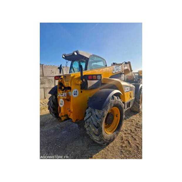 2012 جيه سي بي 5TC-49037974